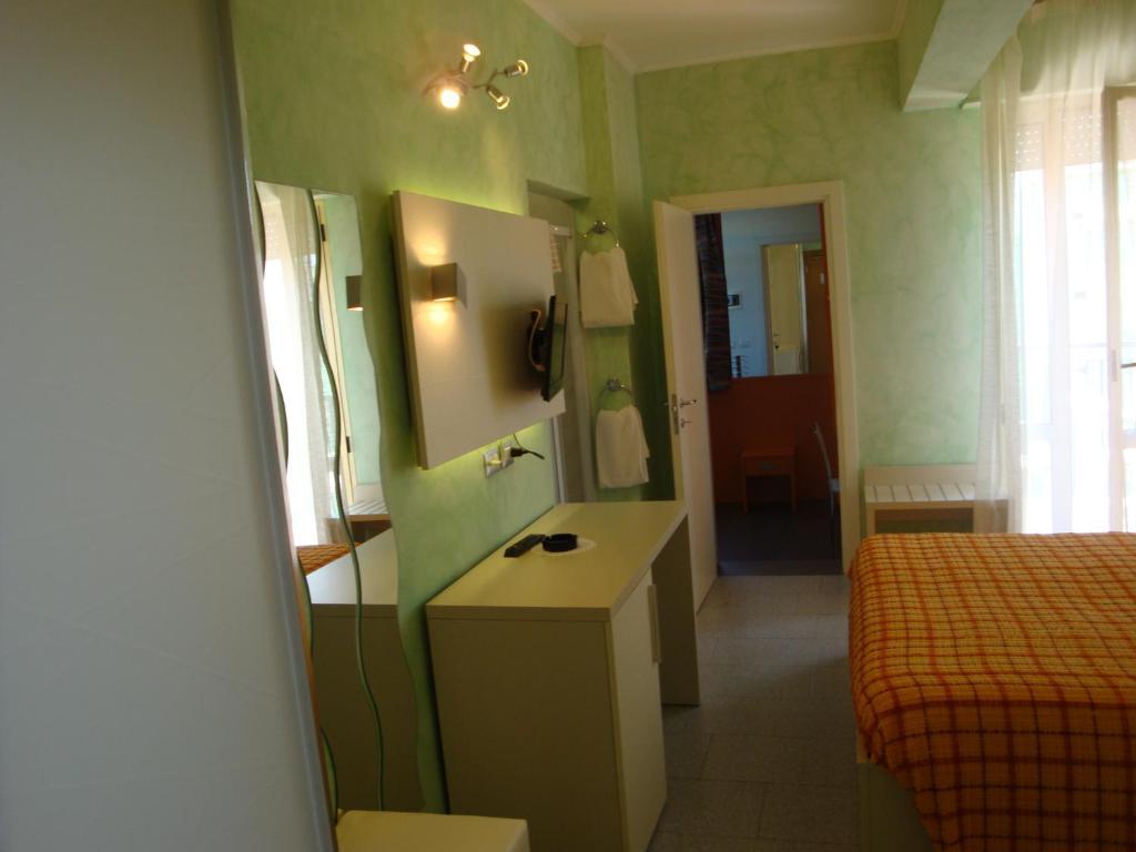 Camera Familiare con Vista Mare